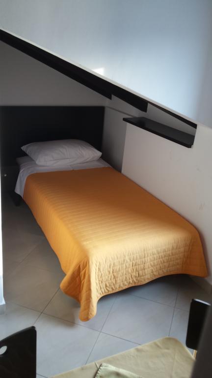 Apartments Riva 트로기르 객실 사진